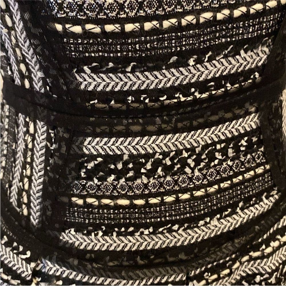 Milly Elegant Black and White Patterned Dress, US4 - Picture 6 of 12